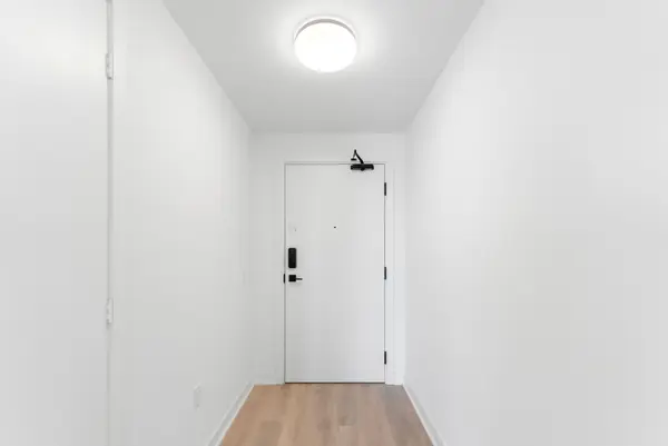 1185 Dupont ST #1201, Toronto W02, ON M6H 0G5