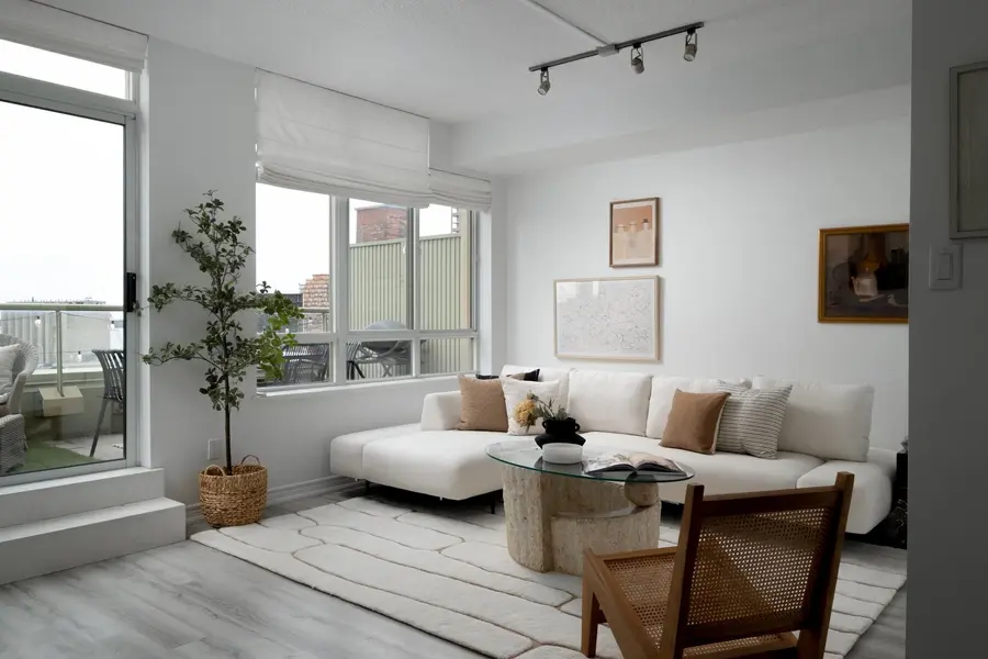 70 Mill ST #PH11, Toronto C08, ON M5A 4R1