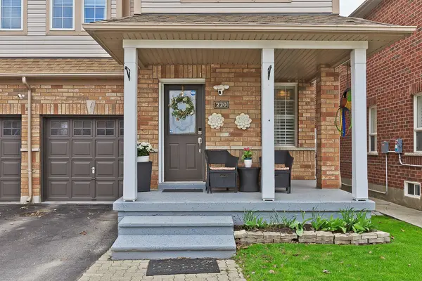 220 Pettigrew TRL, Milton, ON L9T 5X6