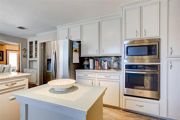 2005 Surrey Lane, Bossier City, LA 71111