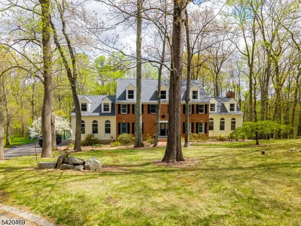 122 Forest Dr, Lebanon Twp., NJ 08826