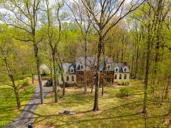 122 Forest Dr, Lebanon Twp., NJ 08826