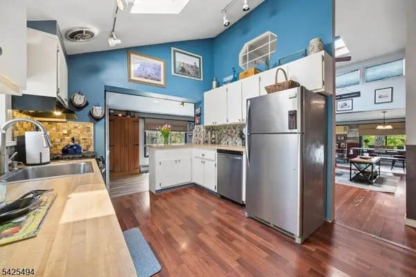 69 Lindys Dr, West Milford Twp., NJ 07480