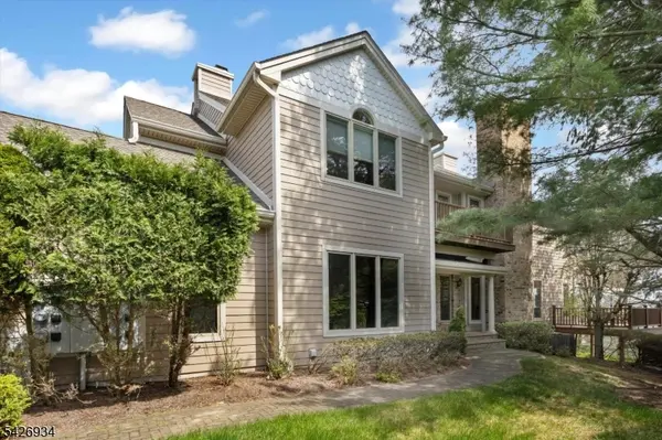 21 Wedgewood Dr, Montville Twp., NJ 07045