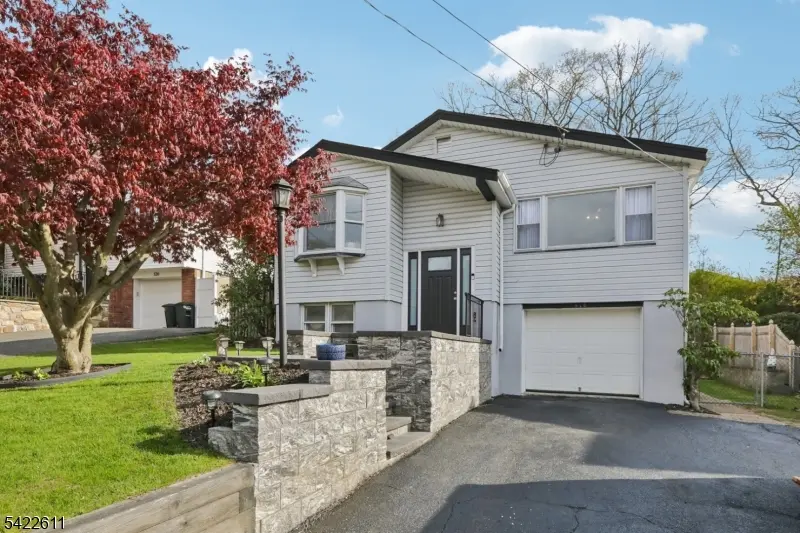 518 Edith Rd, Roxbury Twp., NJ 07850