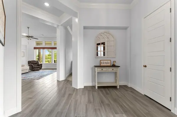 953 Prairie Timber Road, Burleson, TX 76028