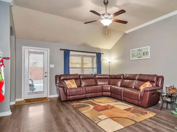 5757 Mountain Stream Trail, Fort Worth, TX 76244