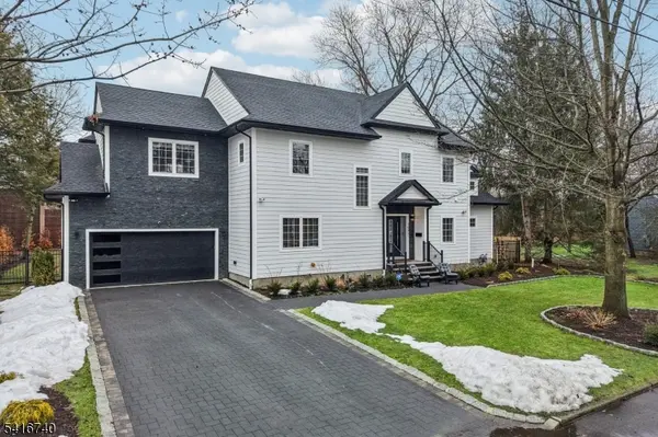 109 Arbor Dr, Hohokus Boro, NJ 07423