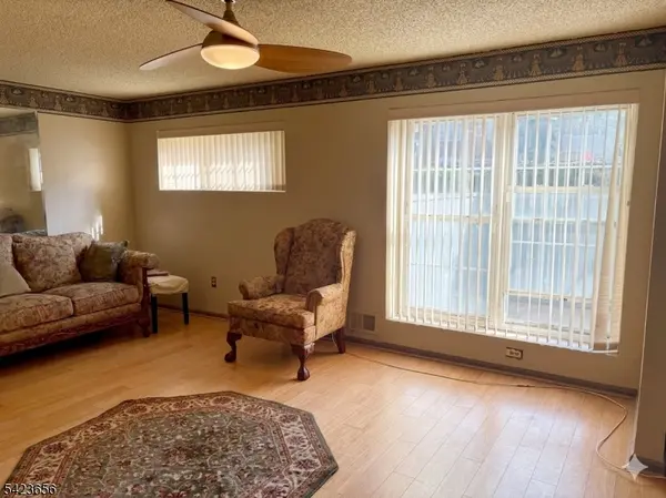 28 Rutgers Dr, Newark City, NJ 07103