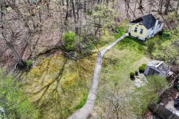 102 Greenwood Ave, Wanaque Boro, NJ 07420