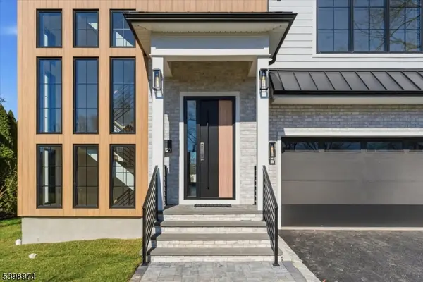 125 Tudor Oval, Westfield Town, NJ 07090