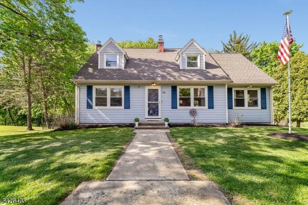 24 High St, Bloomsbury Boro, NJ 08804