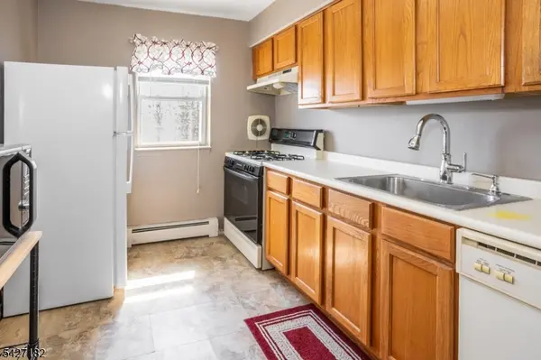 2467 State Route 10 #8B, Parsippany-troy Hills Twp., NJ 07950