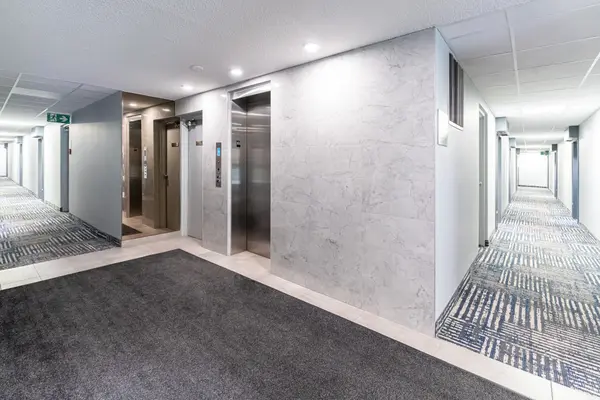 4060 Lawrence AVE E #402, Toronto E10, ON M1E 4V4