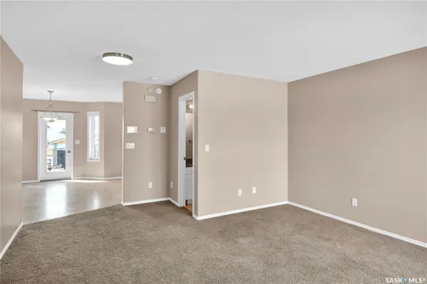 2905 McClocklin ROAD, Saskatoon, SK S7R 0A1