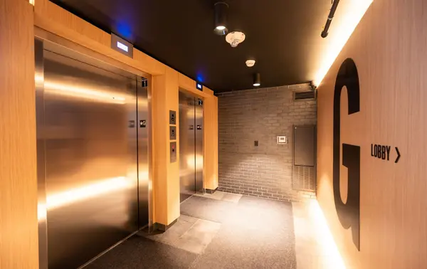 7 Smith CRES #411, Toronto W07, ON M8Z 0G3