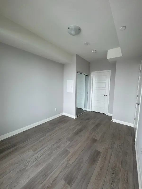 1415 Dundas ST E #809, Oakville, ON L6H 7G1