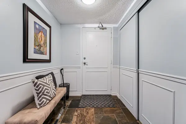 93 Westwood RD #201, Guelph, ON N1H 7J7