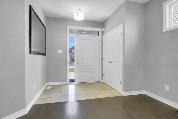 1107 Beckett CRES, Stittsville - Munster - Richmond, ON K2S 0Z3