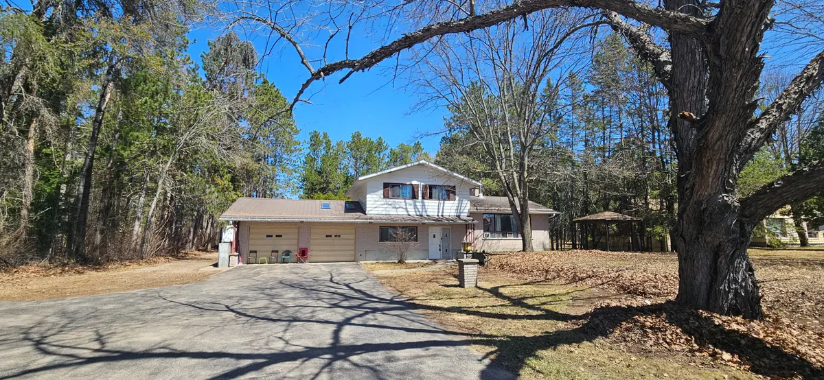 33698 Highway 17 HWY W, Deep River, ON K0J 1P0