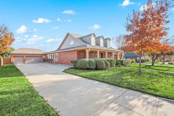 12316 Silver Maple Drive, Fort Worth, TX 76244