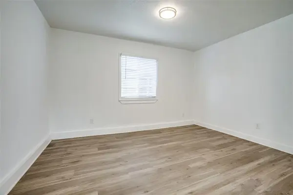 117 Heather Drive, Garland, TX 75042