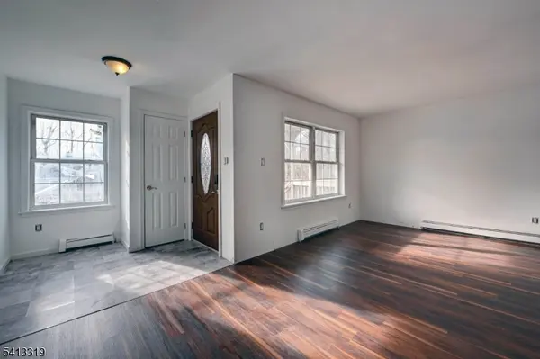 74 Camp Ln, Fairfield Twp., NJ 07004