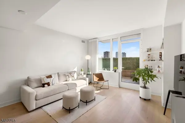 1000 Maxwell Ln #8A, Hoboken City, NJ 07030