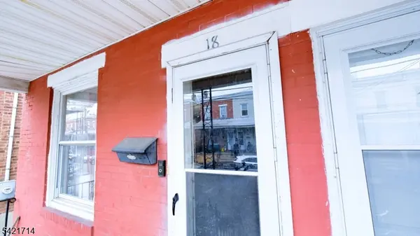 18 Dexter St, Trenton City, NJ 08638