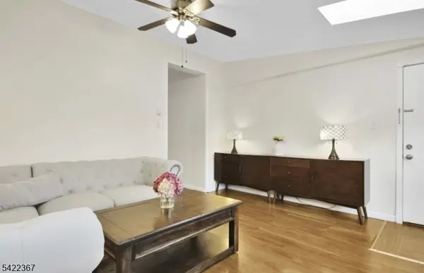 3 Prospect St #2D, Mount Arlington Boro, NJ 07856