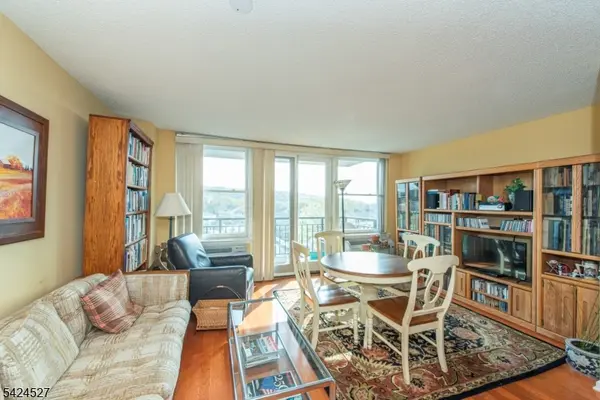 300 Main St #704, Little Falls Twp., NJ 07424