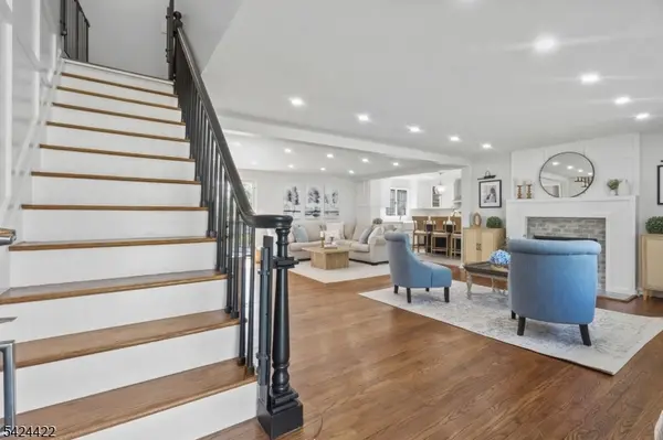 6 Exeter St, Parsippany-troy Hills Twp., NJ 07950