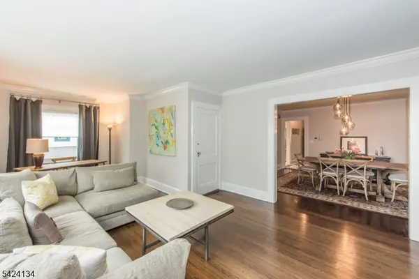 34 Oakwood Ave, Montclair Twp., NJ 07043