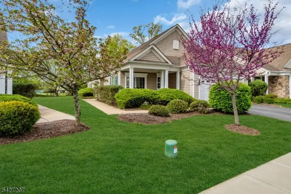 282 Longwood Ln, Franklin Twp., NJ 08873