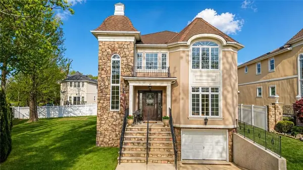 41 St. Edward LN, Staten  Island, NY 10309