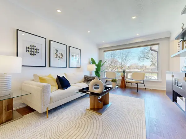 126 Fenside DR, Toronto C13, ON M3A 2V8