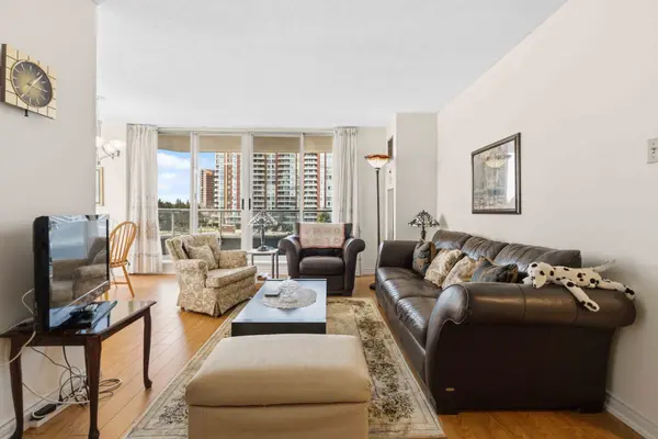 410 McLevin AVE #508, Toronto E11, ON M1B 5J5