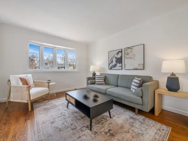 81 McIntosh ST, Toronto E06, ON M1N 3Y6