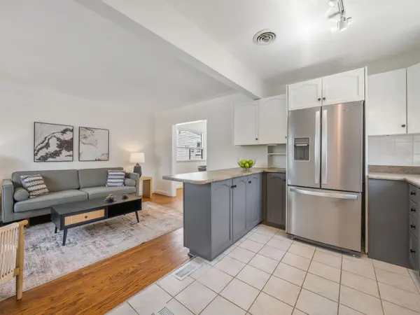 81 McIntosh ST, Toronto E06, ON M1N 3Y6