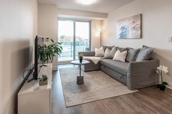 58 Lakeside TER #908, Barrie, ON L4M 0L5