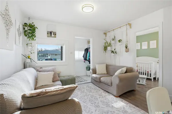 1334 I AVENUE N, Saskatoon, SK S7L 2J3