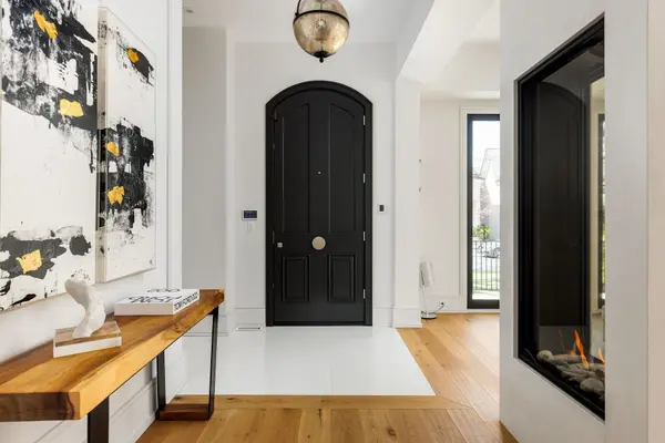 85 Kingsway CRES, Toronto W08, ON M8X 2R8