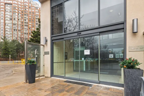 330 Burnhamthorpe RD #705, Mississauga, ON L5B 0E1