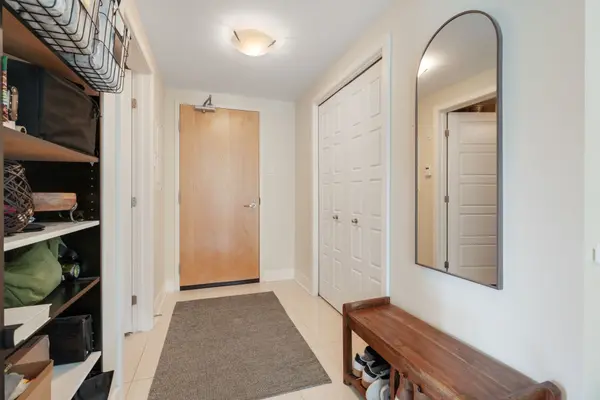 300C Lett ST #324, West Centre Town, ON K1R 0A8