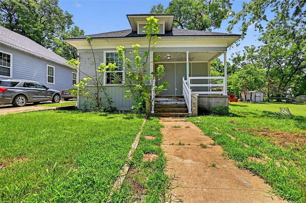 110 E Munson Street, Denison, TX 75021