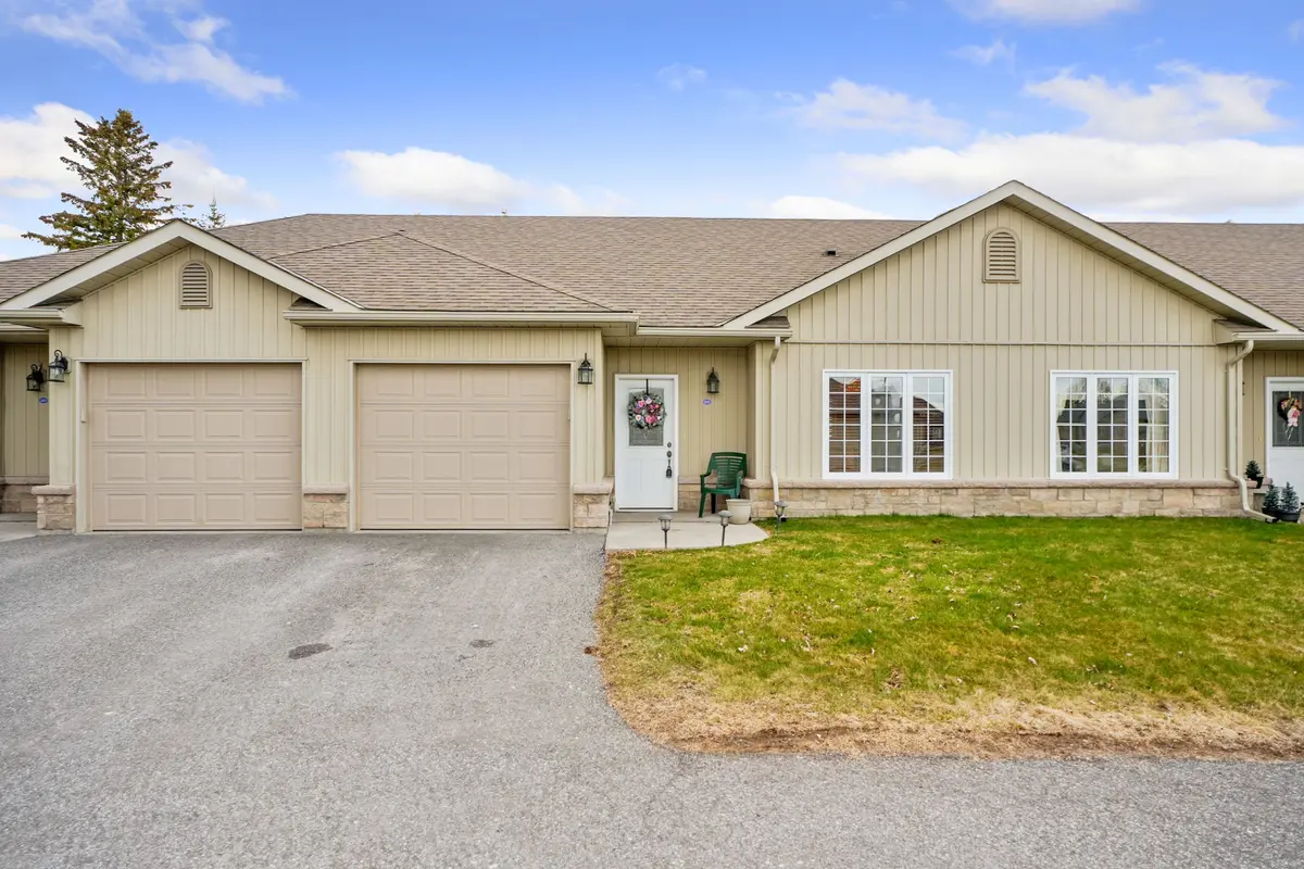 17 George CT #202, Cramahe, ON K0K 1S0