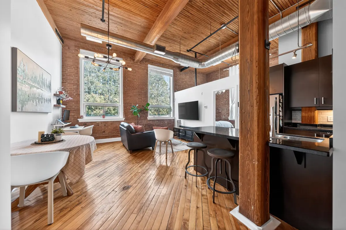 26 Ontario ST #129, Guelph, ON N1E 7K1