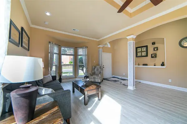 1706 Hollow Creek Court, Garland, TX 75040