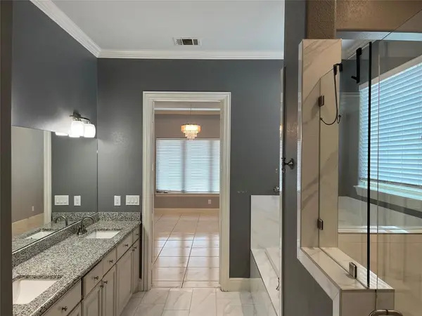 337 Lucille Street, Irving, TX 75060