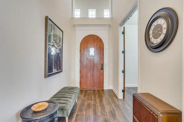 650 Prairie Timber Road, Burleson, TX 76028